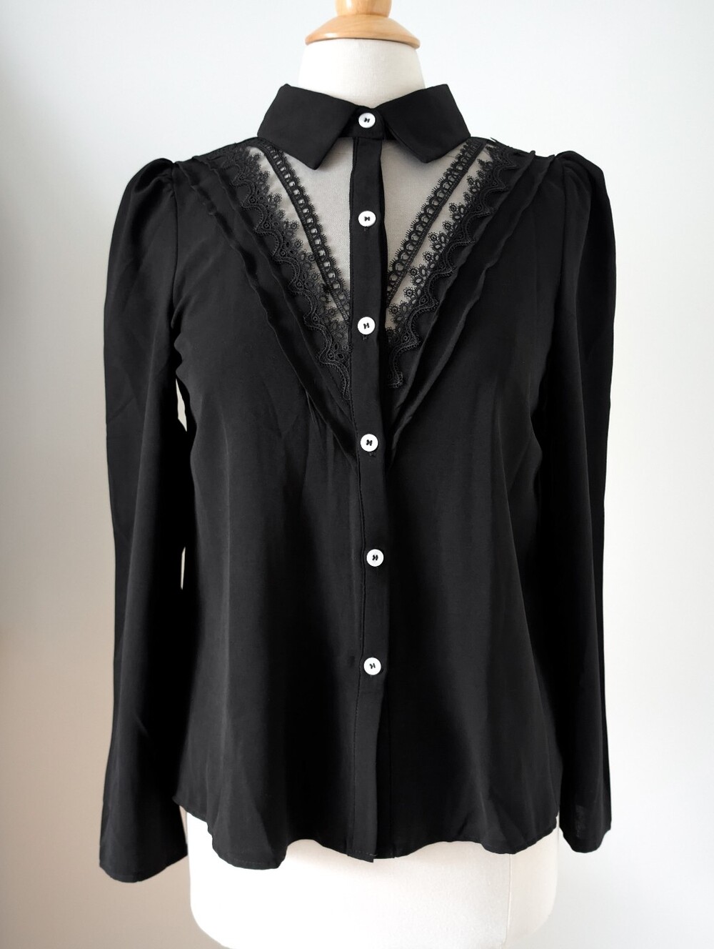 NEW LanaWest black long-sleeved blouse with mesh and lace panel SMALL